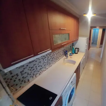 Lovely 1+1 Flat In An Amazing Area In Beyoglu! * Estambul