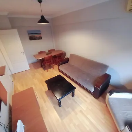 Lovely 1+1 Flat In An Amazing Area In Beyoglu! Daire *
